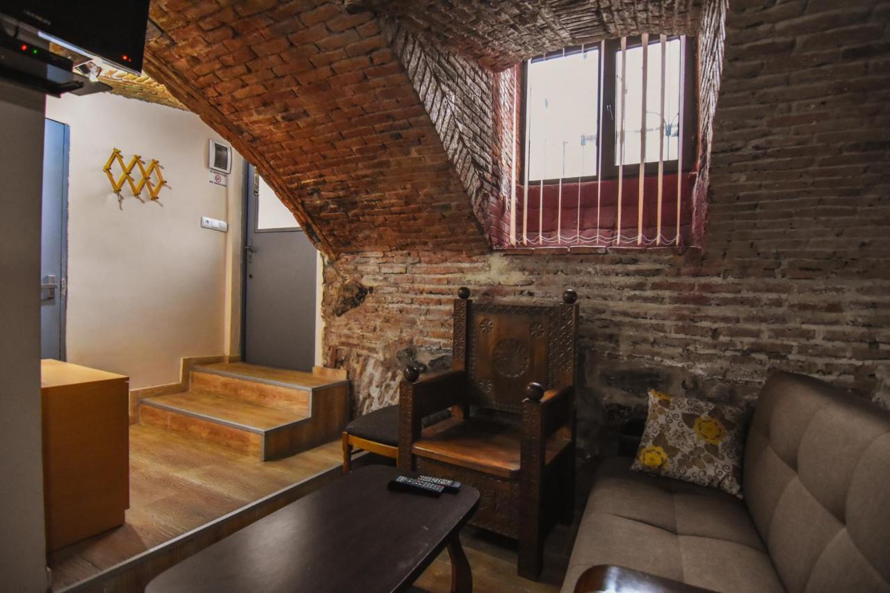 Guest House Kakabadzeebi 9 Tbilisi Eksteriør billede