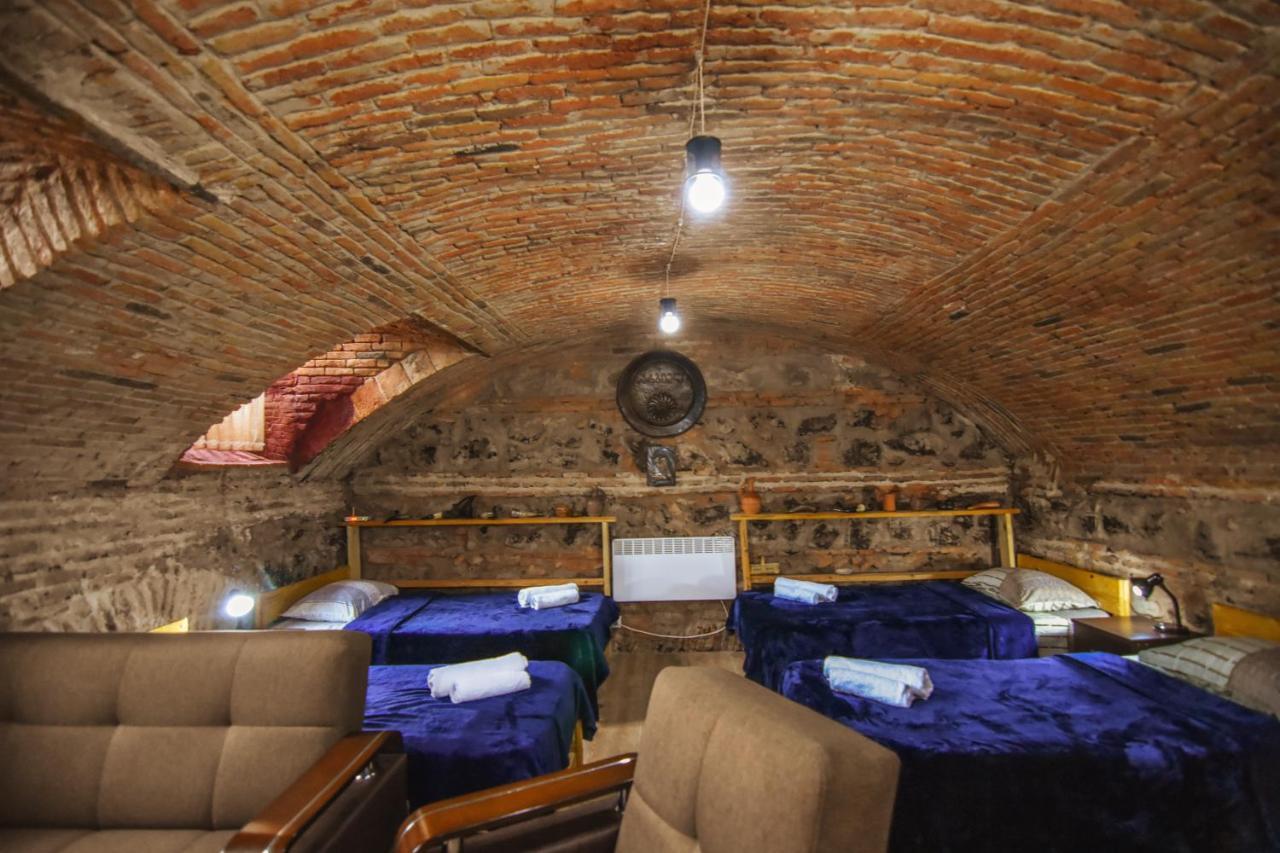 Guest House Kakabadzeebi 9 Tbilisi Eksteriør billede
